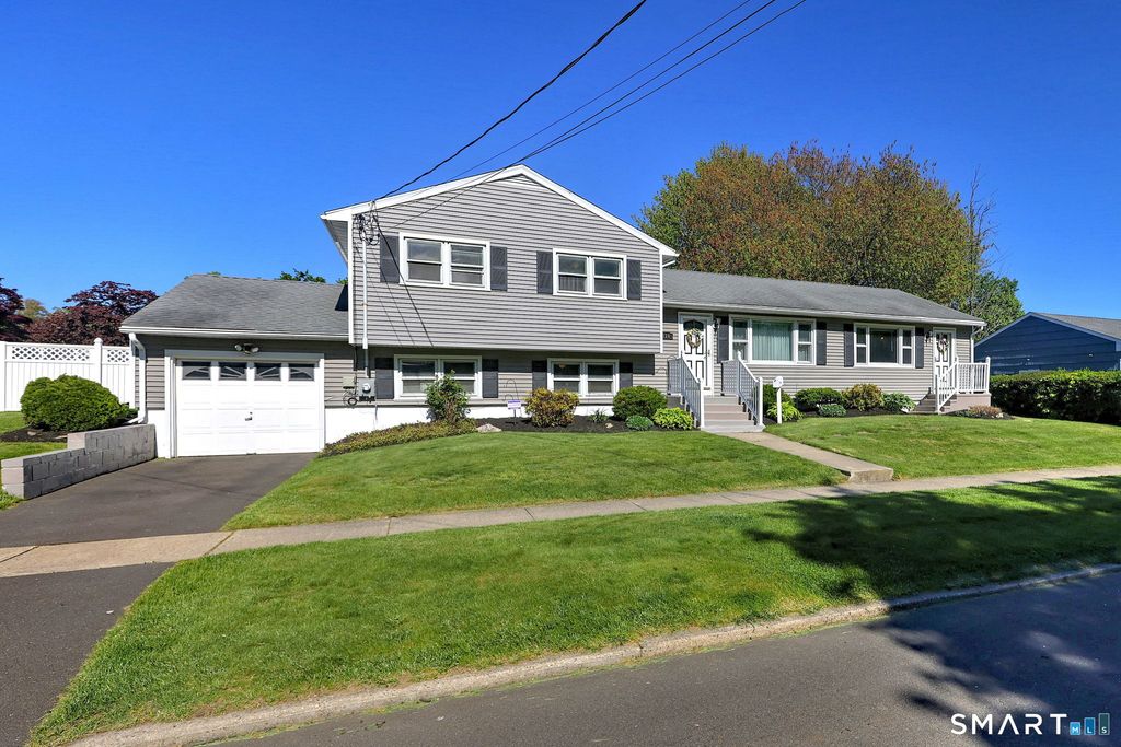 130 Brandon Avenue, Stratford, CT 06614