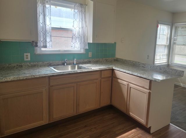 8236 Trinity Street, Detroit, MI 48228