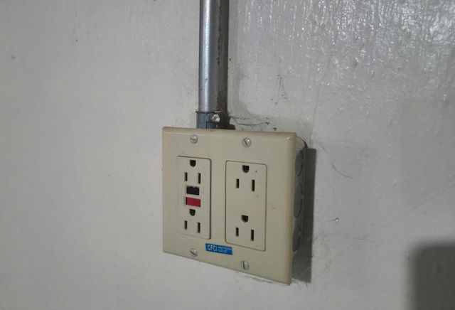 8236 Trinity Street, Detroit, MI 48228