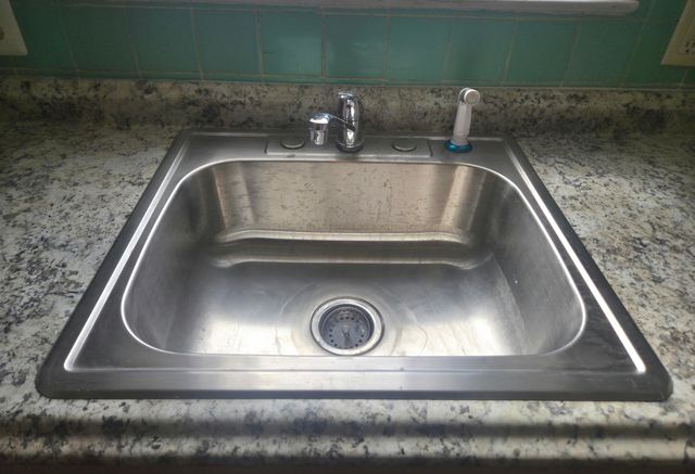 8236 Trinity Street, Detroit, MI 48228