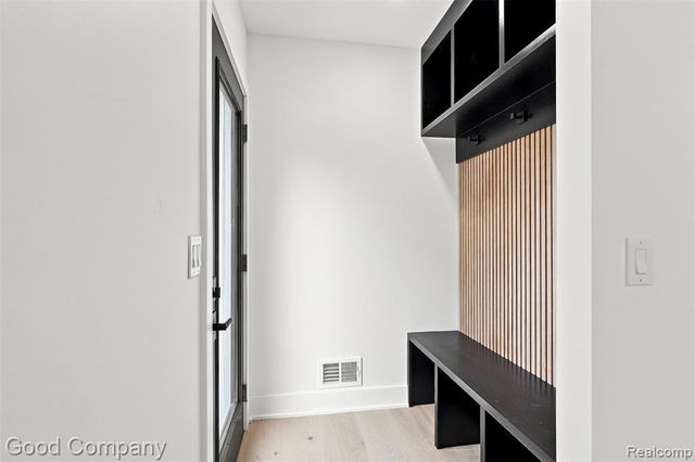 1722 Roszel Street, Royal Oak, MI 48067