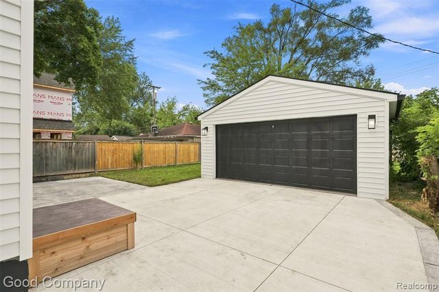 1722 Roszel Street, Royal Oak, MI 48067