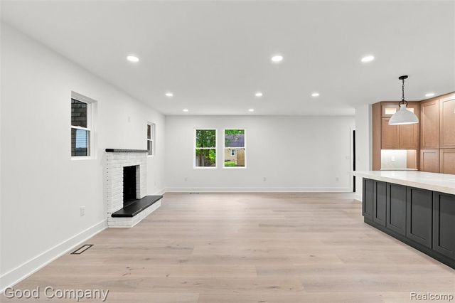 1722 Roszel Street, Royal Oak, MI 48067