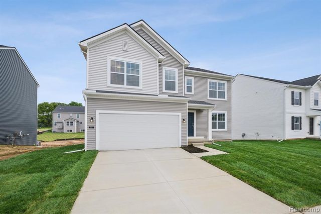 713 Whisperwood Way, Chelsea, MI 48118