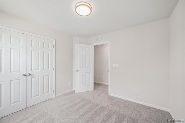 713 Whisperwood Way, Chelsea, MI 48118