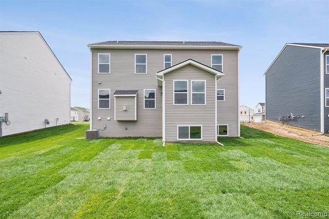 713 Whisperwood Way, Chelsea, MI 48118