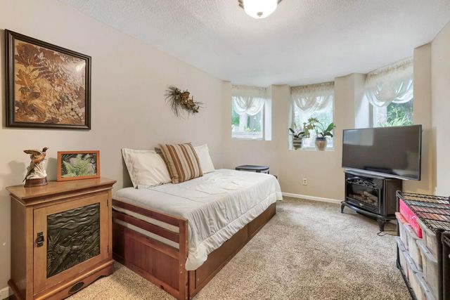 12561 Point Douglas Drive S, Hastings, MN 55033