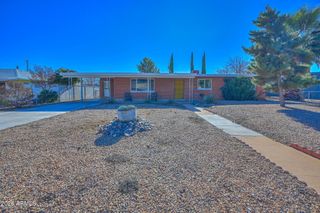100 E FREIHAGE Drive, Sierra Vista, AZ 85635