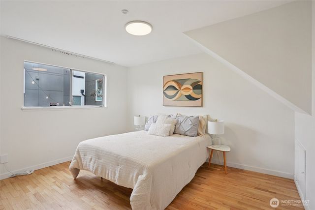 1609 E Alder Street, Seattle, WA 98122