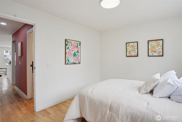 1609 E Alder Street, Seattle, WA 98122