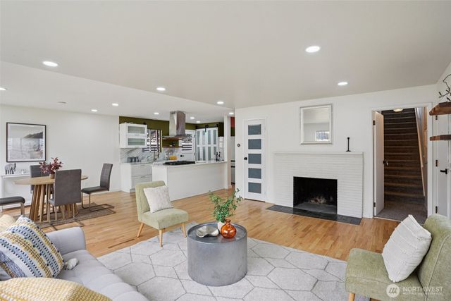 1609 E Alder Street, Seattle, WA 98122