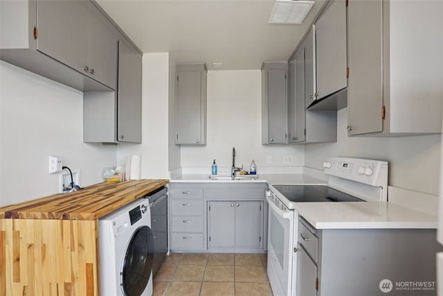 1609 E Alder Street, Seattle, WA 98122