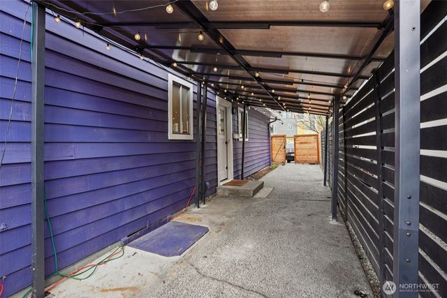 1609 E Alder Street, Seattle, WA 98122