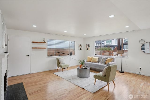 1609 E Alder Street, Seattle, WA 98122