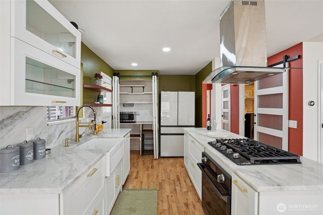 1609 E Alder Street, Seattle, WA 98122