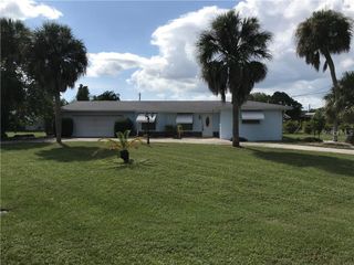 644 BLUE LANE NW, Port Charlotte, FL 33952