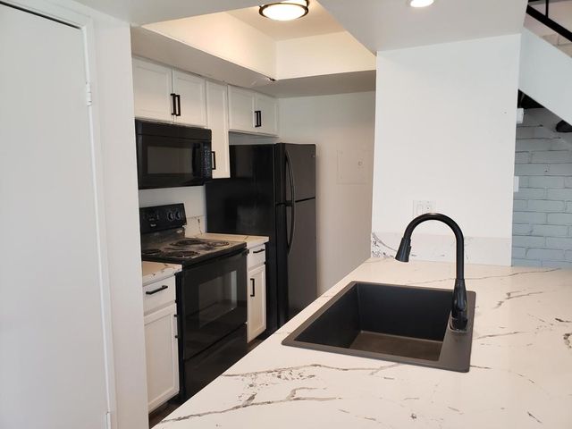46967 Highway 74 2, Palm Desert, CA 92260
