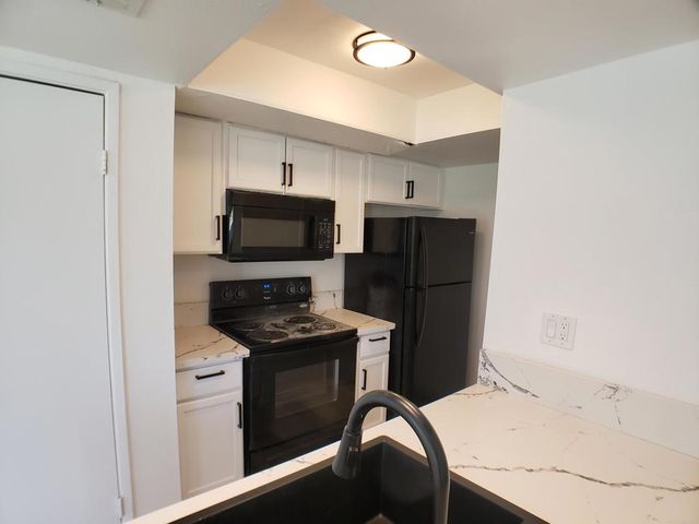46967 Highway 74 2, Palm Desert, CA 92260