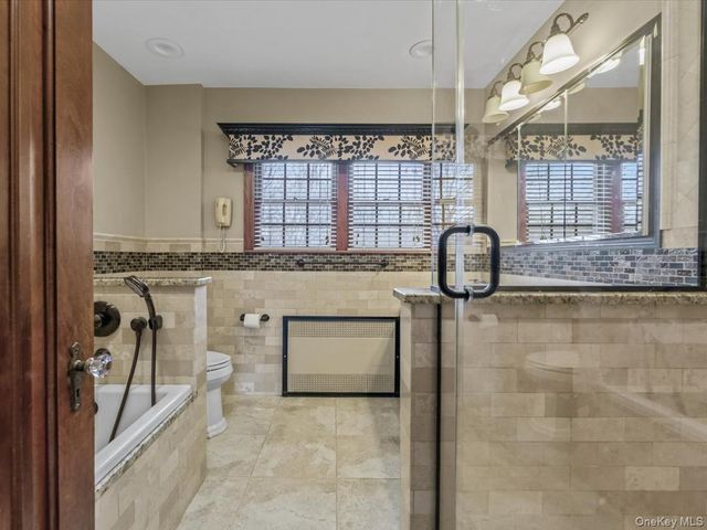 2807 157th Street, Flushing, NY 11354
