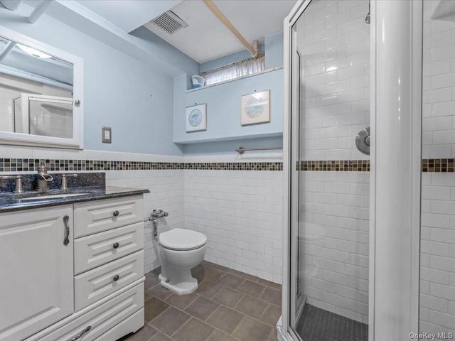2807 157th Street, Flushing, NY 11354