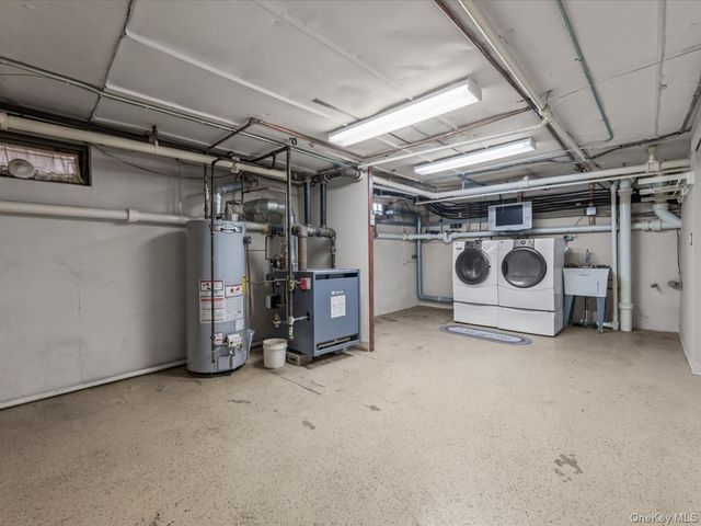 2807 157th Street, Flushing, NY 11354