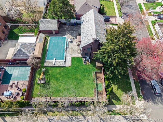 2807 157th Street, Flushing, NY 11354