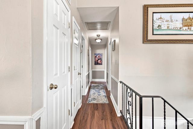 85 E Laurel Street, Carteret, NJ 07008