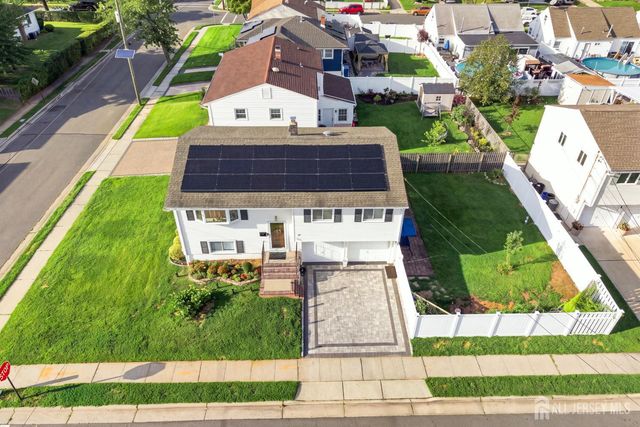 85 E Laurel Street, Carteret, NJ 07008