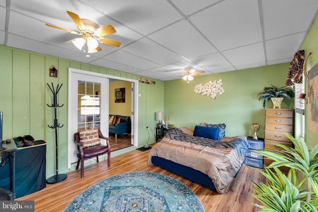 214 10TH AVE, Bethlehem, PA 18018