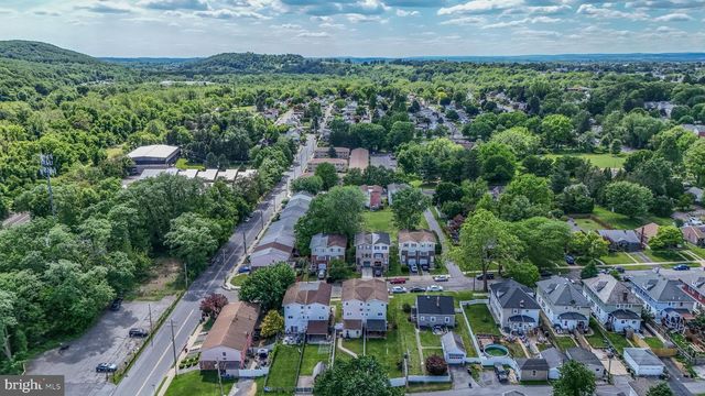 214 10TH AVE, Bethlehem, PA 18018