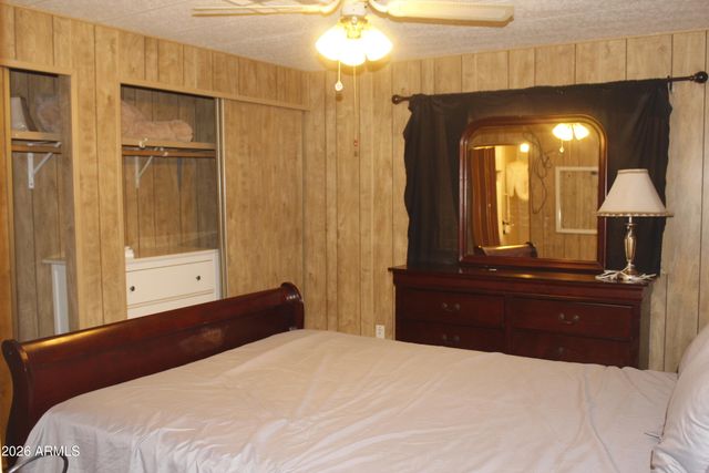 2605 S TOMAHAWK Road 112, Apache Junction, AZ 85119