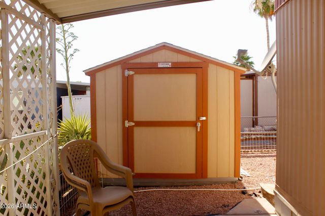 2605 S TOMAHAWK Road 112, Apache Junction, AZ 85119