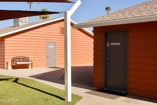 2605 S TOMAHAWK Road 112, Apache Junction, AZ 85119