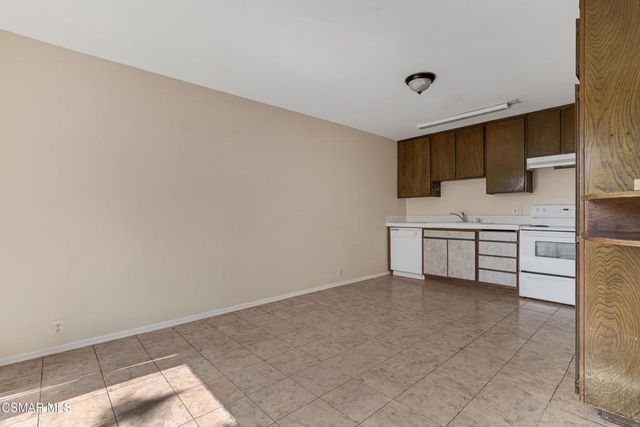 2239 Sonoma Court, Thousand Oaks, CA 91362