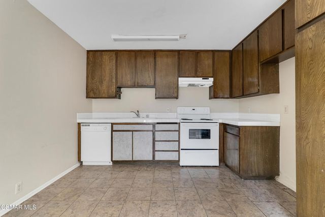 2239 Sonoma Court, Thousand Oaks, CA 91362