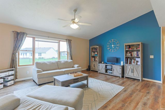10888 Golden Pheasant Drive, Osceola, IN 46561