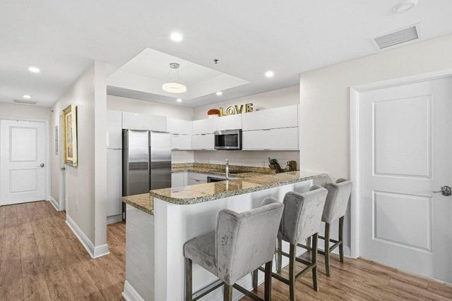 2641 N Flamingo Road 2701n, Sunrise, FL 33323