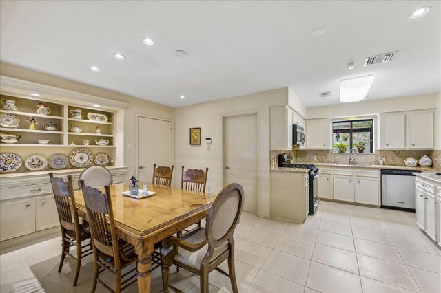 307 Oarman Court, Houston, TX 77079