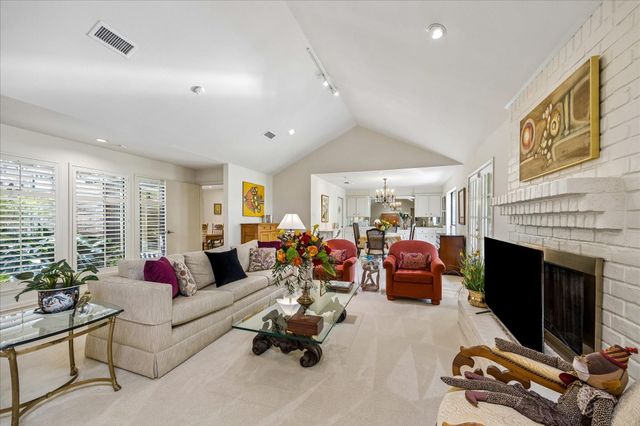 307 Oarman Court, Houston, TX 77079