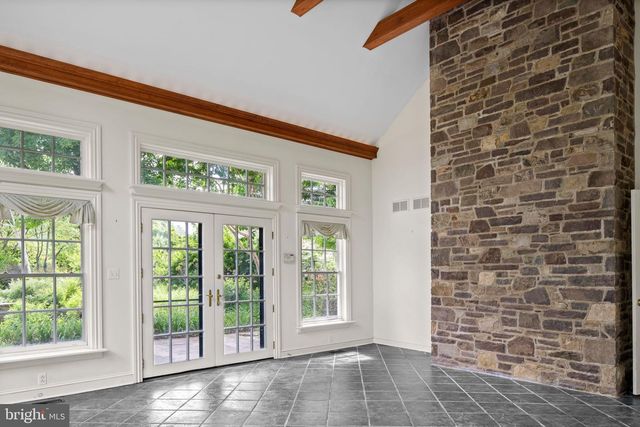 6764 PAXSON RD, New Hope, PA 18938