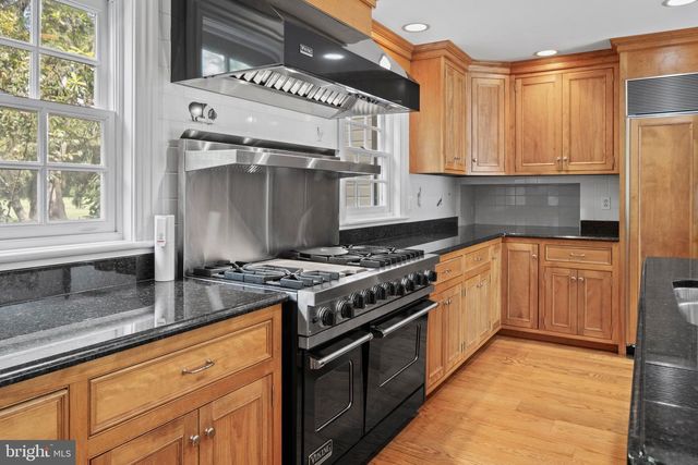 6764 PAXSON RD, New Hope, PA 18938