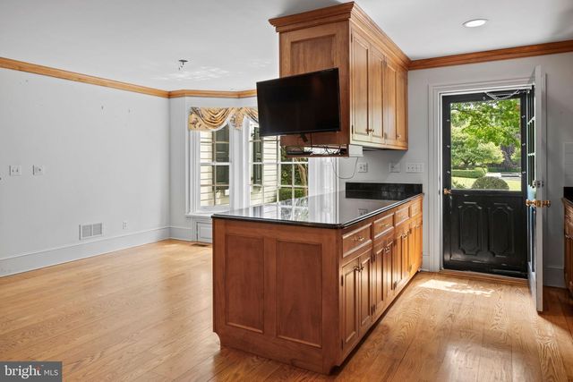 6764 PAXSON RD, New Hope, PA 18938
