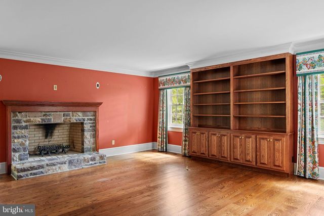 6764 PAXSON RD, New Hope, PA 18938