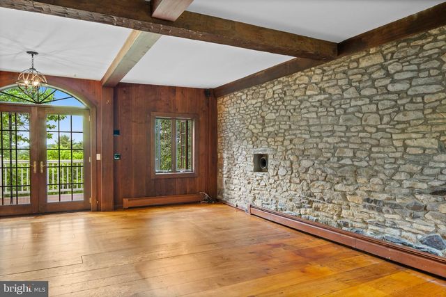 6764 PAXSON RD, New Hope, PA 18938