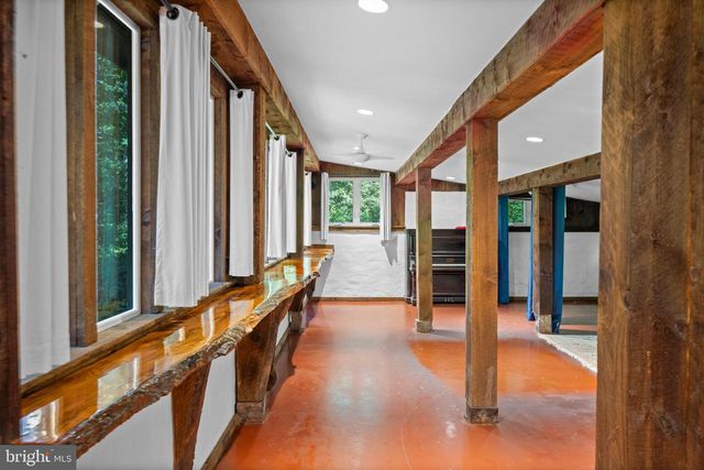 6764 PAXSON RD, New Hope, PA 18938