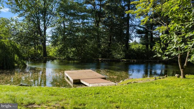 6764 PAXSON RD, New Hope, PA 18938