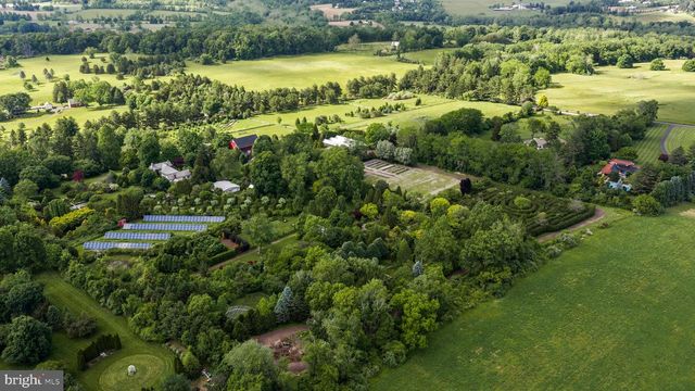 6764 PAXSON RD, New Hope, PA 18938