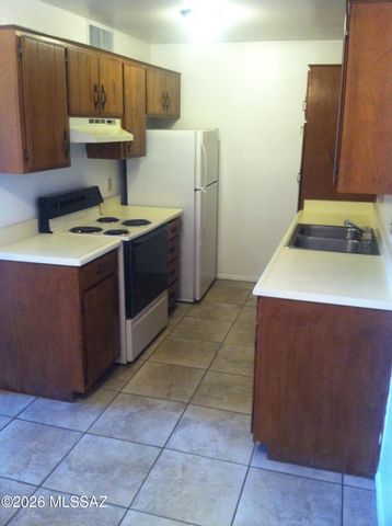 6625 E Golf Links Rd Apt 5, Tucson, AZ 85730