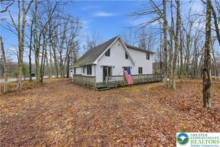 304 McKuen Way, Penn Forest Twp, PA 18210