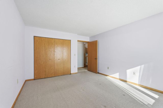 250 Freemont Avenue SE 120, Hutchinson, MN 55350